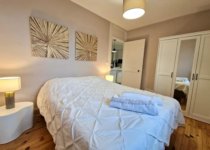 #hc Le Blue Revol Renovated Fully Equipped