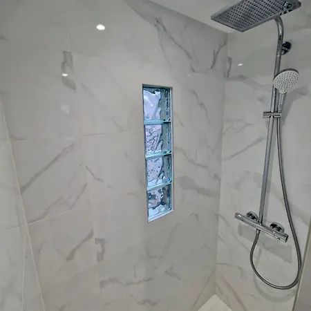 דירה #hc Le Blue Revol Renovated Fully Equipped *